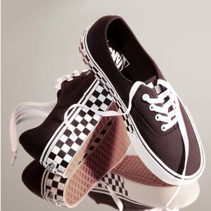 CHECKERED PLATFORM VANS (UO EXCLUSIVE)